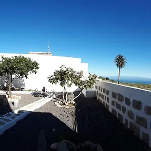 https://apartament-in-arico.in-canary-islands.com